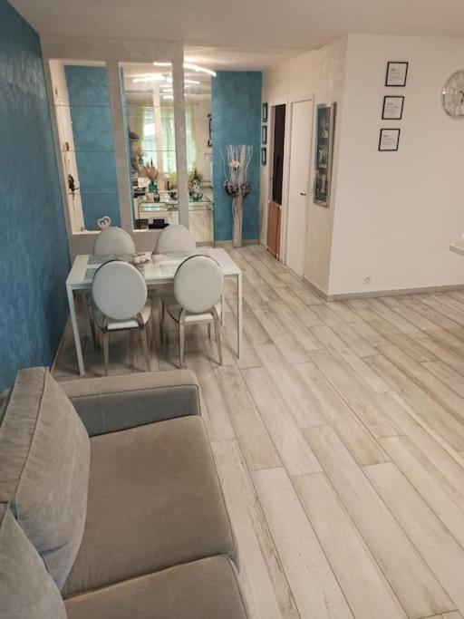 Chez Ilenia Lägenhet Lagny Exteriör bild